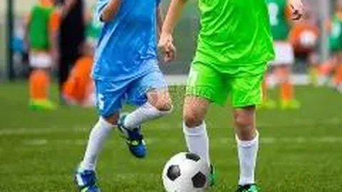 “篮球盛宴：商场赛事展现休闲运动魅力”