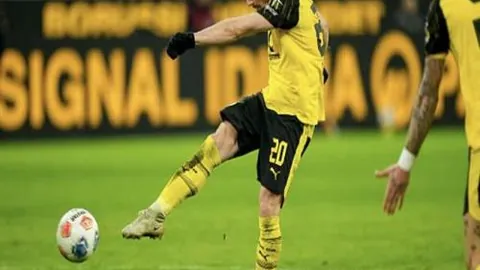 德甲：西布精准射门，李在成巧妙抢点得分